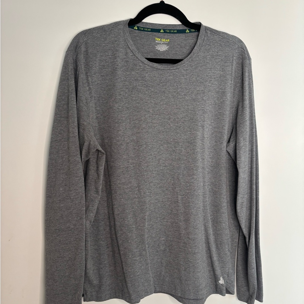 Tek Gear Gray Long Sleeve Men's Tee